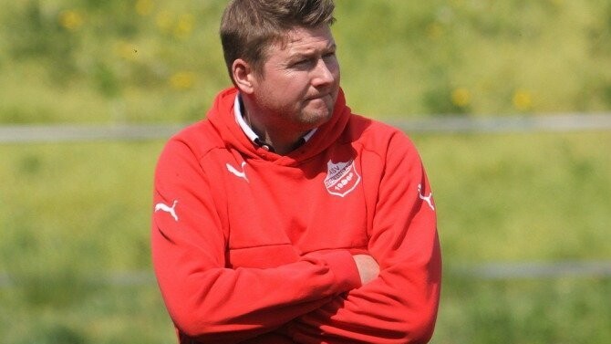 Dem neuen Trainer Christian Schwarzensteiner ist Warminski bereits aus der Bezirksliga bekannt.