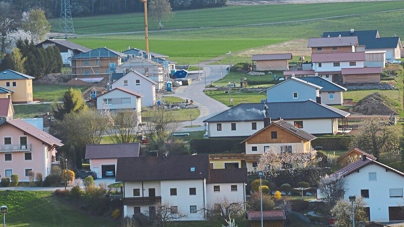 Neubauten sprießen im Wohngebiet Godlleiten in Obertrübenbach.