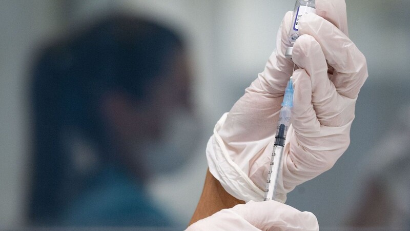 Deutschland hat circa 40.000 Impfdosen bestellt, um auf eine mögliche Ausbreitung von Affenpocken vorbereitet zu sein. (Symbolbild)