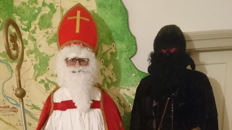 Heiliger Nikolaus und Krampus von der Kolpingsfamilie Viechtach besuchen seit den 60ern Jahr für Jahr die Kinder in Viechtach und Umgebung zu Hause. Im Coronajahr 2020 ist dies leider nicht möglich.