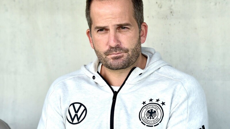 Soll Top-Kandidat auf den Trainerjob bei Schalke 04 sein: Manuel Baum.