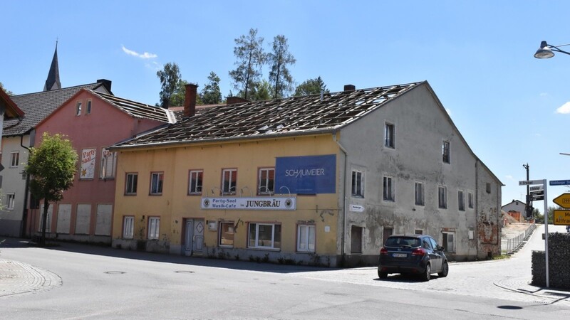 Sowohl auf dem Gelände des ehemaligen Gasthauses "Jungbräu" als auch entlang der Holzhausener Straße ist Wohnbebauung geplant.