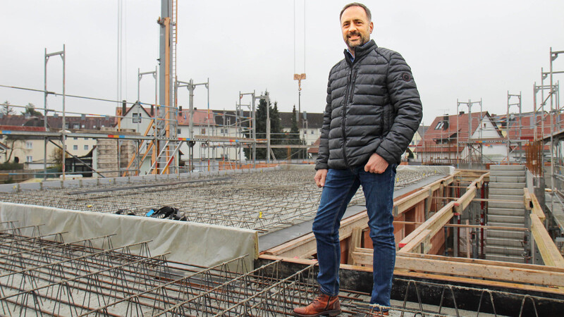 Michael Kamm, geschäftsführender Vorstand des Katholischen Siedlungswerks, ist regelmäßig auf Baustellen unterwegs.