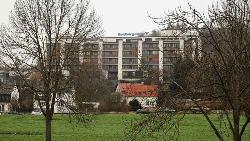 Für einen symbolischen Euro steigt der Diözesan-Caritasverband Regensburg mit 51 Prozent bei der Goldberg-Klinik in Kelheim ein.