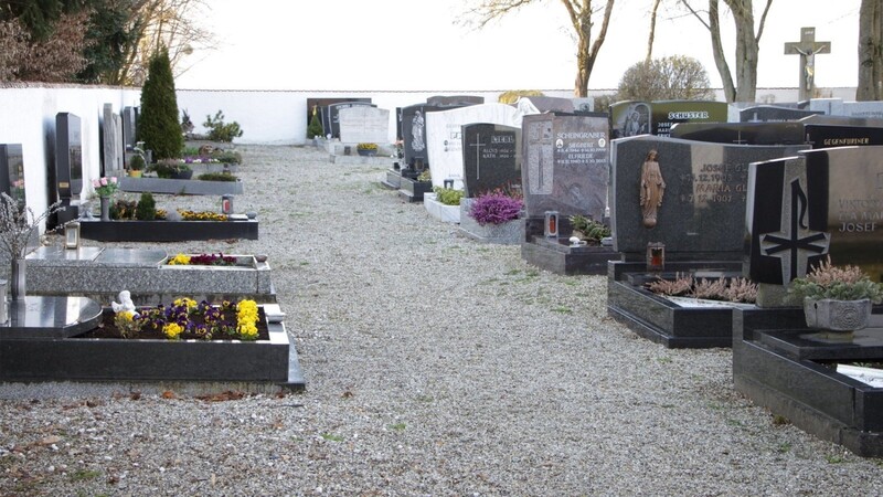 Am Montag beginnen die Arbeiten am Rettenbacher Friedhof.