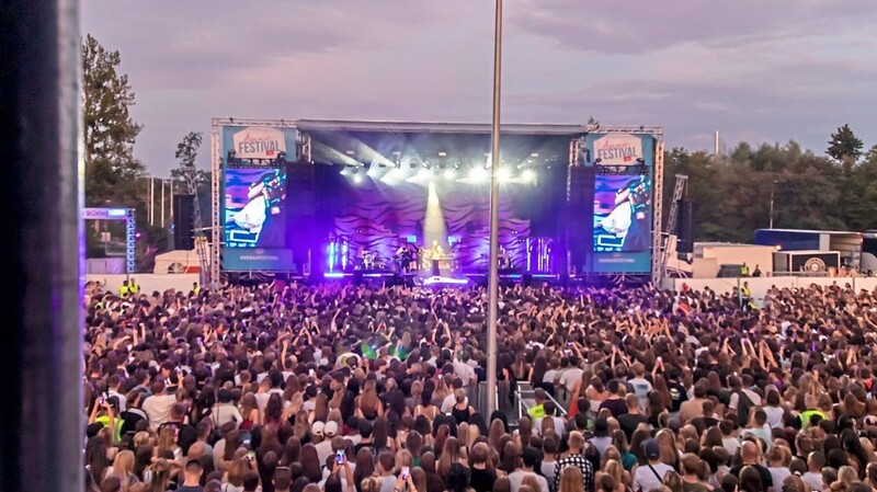 10 000 Besucher kamen zum Konzert von Sänger "Cro".