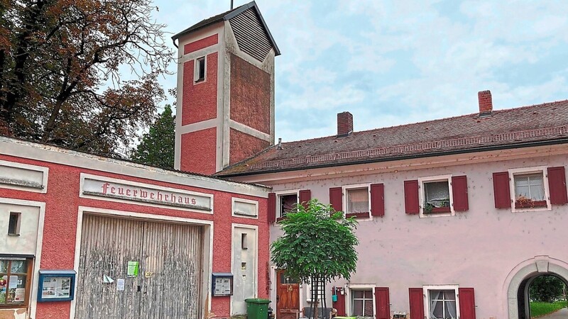 Die Kosten für die Dachsanierung und die Beseitigung der Putzschäden am alten Donaustaufer Türmerhaus belaufen sich wohl auf etwa 65 000 Euro.