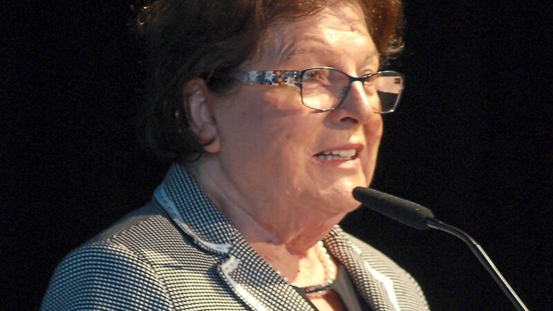 Die frühere Landtagspräsidentin Barbara Stamm begrüßte als Schirmherrin der Veranstaltung die Teilnehmer am Nachsorgekongress.