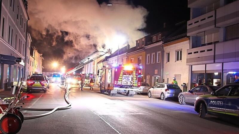 Einer, der 42 Brände, zu denen die Freiwillige Feuerwehr Plattling vergangenes Jahr gerufen wurde, war ein Wohnungsbrand in der Deggendorfer Straße im vergangenen Oktober.