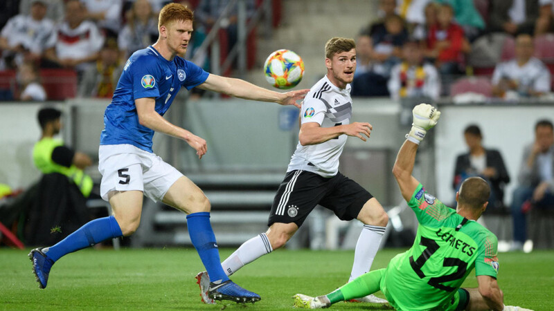 Vorgeführt: Deutschland um Timo Werner gewinnt das Hinspiel der Gruppe C in der EM-Qualifikation mit 8:0.