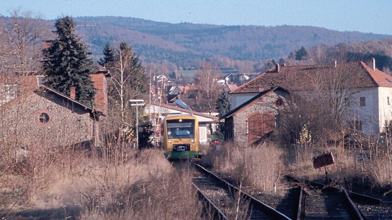 Als die Oberpfalzbahn noch vom alten Waldmünchner Bahnhof aus in Richtung Cham startete