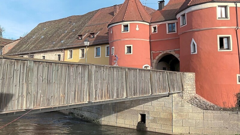 An der Brücke beim Biertor stehen einige Reparaturarbeiten an. Genutzt wird dafür die Zeit, wenn auch die Klosterstraße zwecks Kanalsanierung gesperrt werden muss.