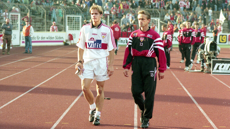 Von 1991 bis 1996 Teamkameraden beim VfB Stuttgart: Günther Schäfer (rechts) und Thomas Schneider.