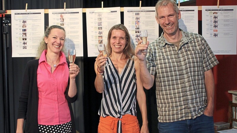 Lisa Montag, Kerstin Pongratz und Franz Bauer (von links) freuen sich, dass die Kleinkunst im RAUM jetzt unter dem Dach eines Vereins steht.