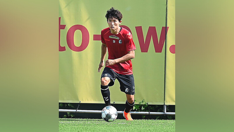 BUNDESLIGA statt 3. Liga: 4,5 Millionen Euro war dem SC Freiburg Bayern Münchens Südkoreaner Woo-Yeong Jeong wert.