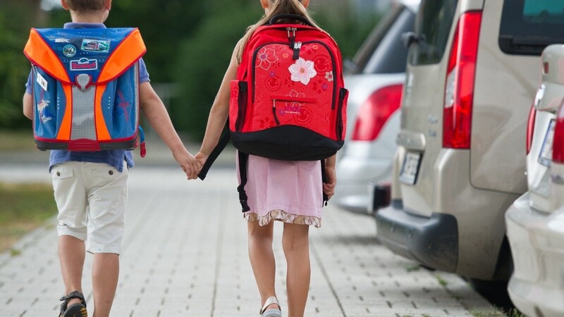 Im Regensburger Westen wurden zwei neunjährige Kinder von unbekannten Personen angesprochen.