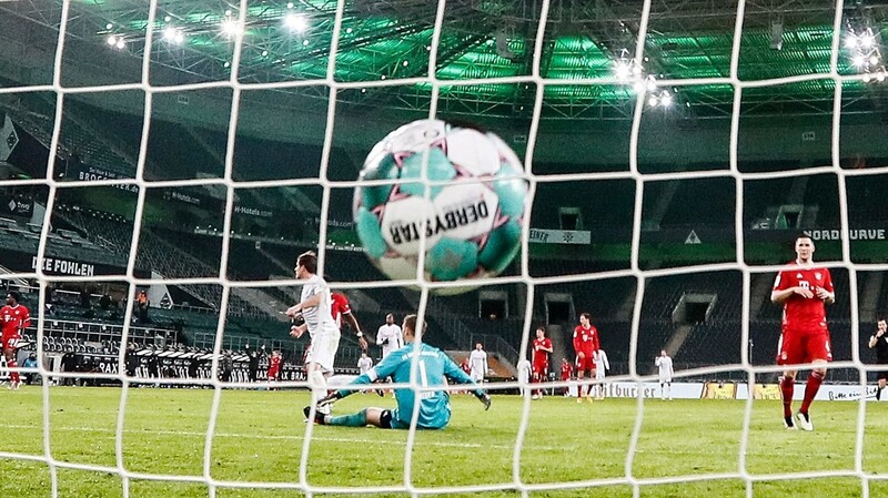 Der FC Bayern hat trotz 2:0-Führung bei Borussia Mönchengladbach verloren.