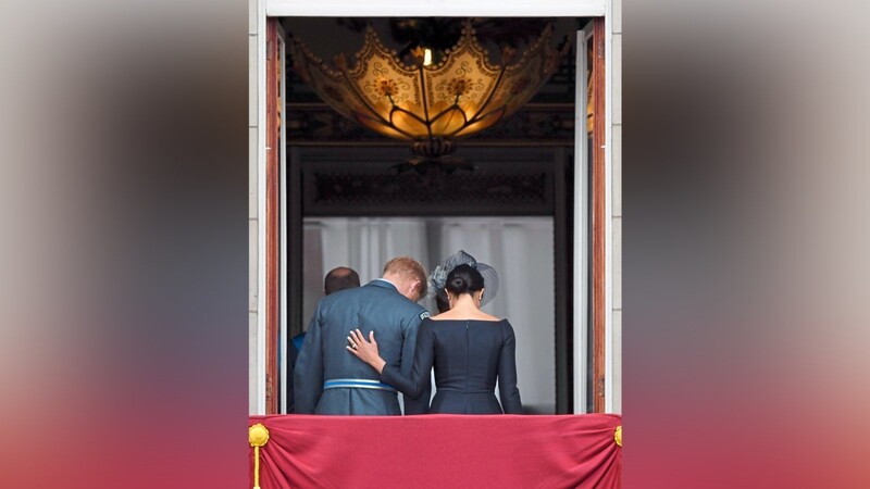 Prinz Harry und Meghan ziehen sich zurück - von ihren royalen Pflichten, der Öffentlichkeit und dem Vereinigten Königreich.