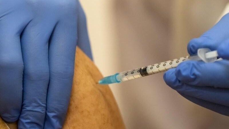 Das Thema Corona-Impfungen für Kinder kommt beim erneuten "Impfgipfel" von Kanzlerin Angela Merkel und den Ministerpräsidenten zur Sprache.