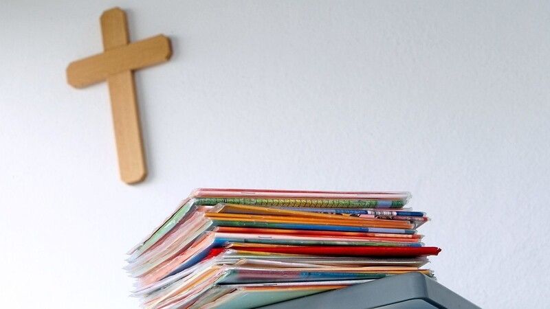 Rund 220 000 - um so viel ist die Zahl der katholischen Schüler in den vergangenen Zehn Jahren weniger geworden.
