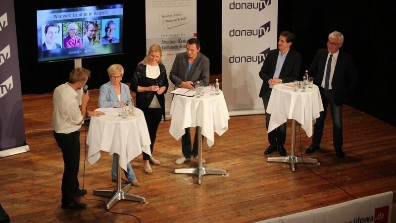 DONAU TV und Viechtacher Anzeiger nahmen die Kandidaten bei einer Podiumsdiskussion unter die Lupe.