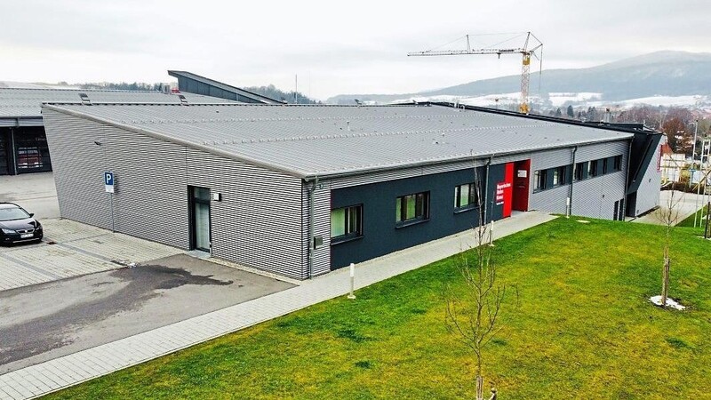 Das "Kompetenz- und Koordinierungszentrum für den grenzüberschreitenden Rettungsdienst" ist im Rettungszentrum an der Eschlkamer Straße zu Hause.