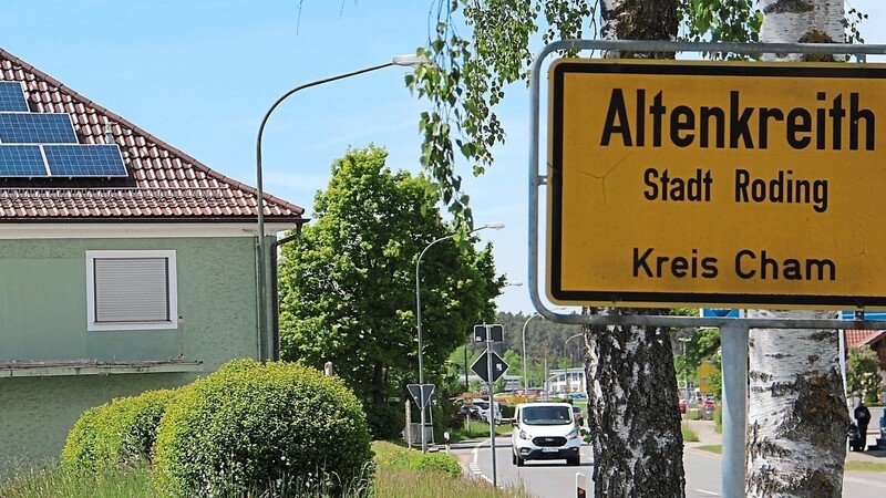 Wichtige Verbindung nach Tschechien: Mitten durch die Ortschaft läuft seit Jahrzehnten die Bundesstraße 85.