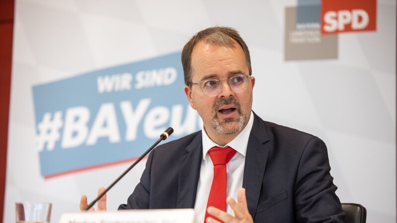 "Anstatt sich um die echten Probleme Bayerns zu kümmern, hat Söder sich im Wahlkampf eine Erfindung aus den Fingern gesaugt, die er dann selbst bekämpfen wollte", sagte Markus Rinderspacher. "Die Hochschulen wurden für ein plumpes Wahlkampfmanöver missbraucht."