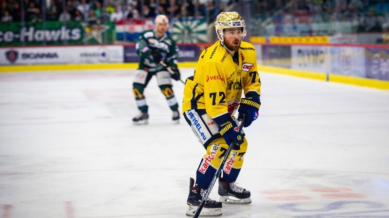 Der Eishockeyspieler Jeff Hayes wechselt zum EV Landshut.