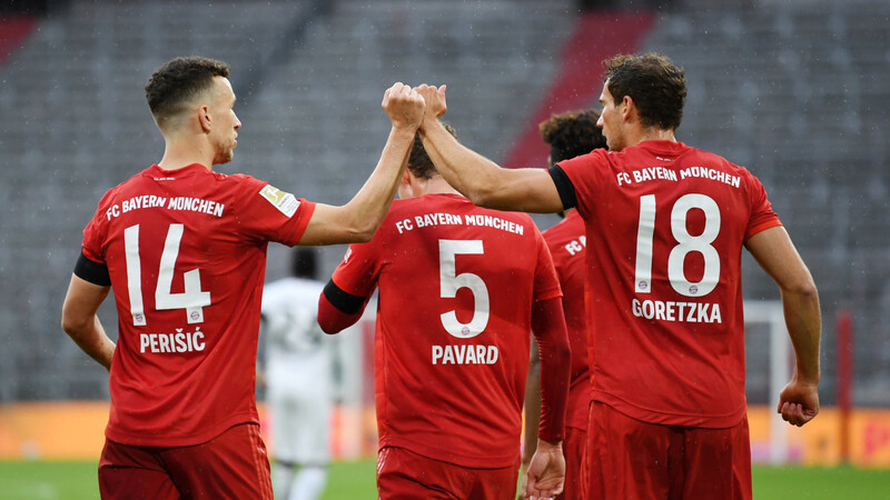 Unterarmjubel: Perisic und Goretzka feiern das 1:0 gegen Frankfurt.