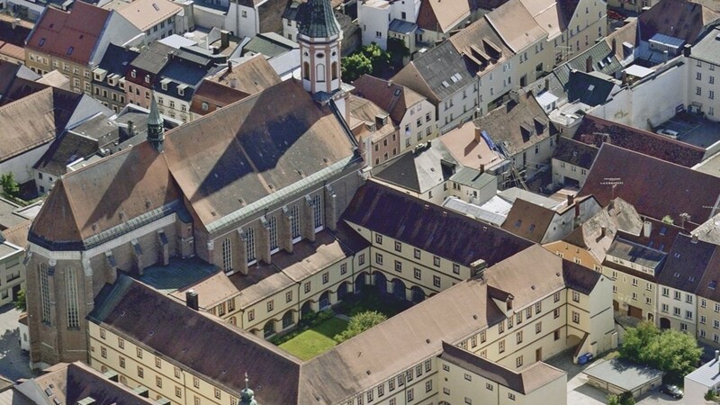 Acht Karmelitenklöster gibt es noch in Deutschland. Eines davon in Straubing. Wie lange noch? (Foto: Archiv)