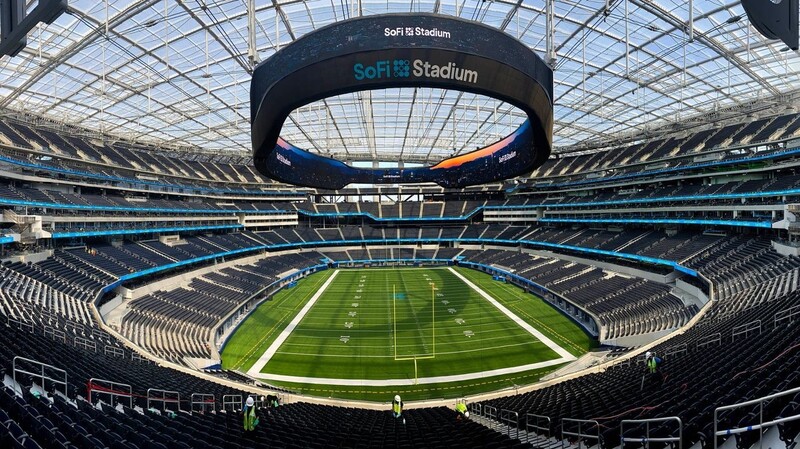 Die Tribünen im neuen Football-Tempel der beiden NFL-Teams aus Los Angeles werden auch bei den Spielen leer bleiben. (Foto: imago)
