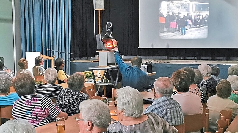 Hans Störringer zeigte den Senioren einen Film vom Überlebenskampf der Kinder in Ecuador.