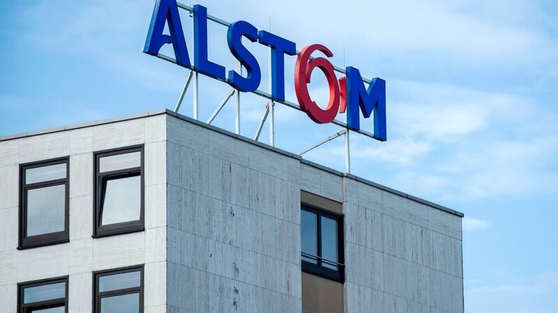Alstom und Siemens gehören zu den Großen auf den europäischen Schienennetzen. EU-Kommissarin Margrethe Vestager lehnt eine Fusion der beiden Unternehmen entschieden ab. Ob sie damit Erfolg in Brüssel hat, entscheidet sich bis Mitte Februar.
