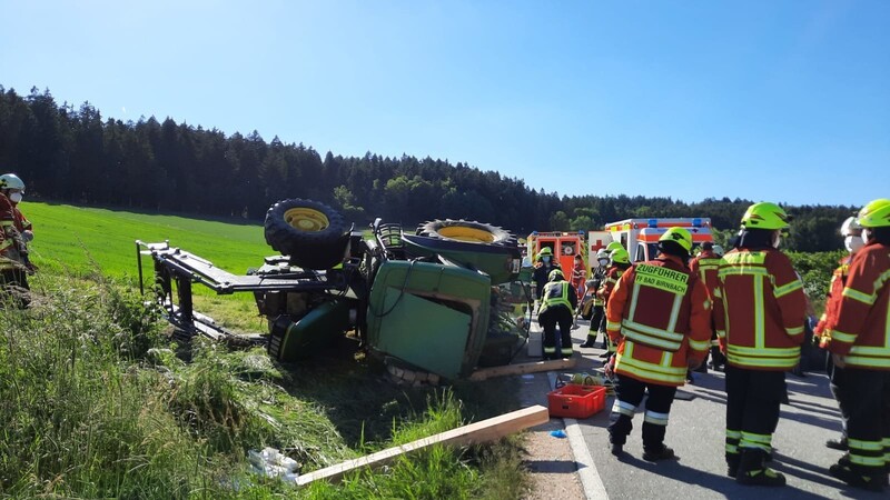 Schwerer Unfall bei Brombach im Landkreis Rottal-Inn.