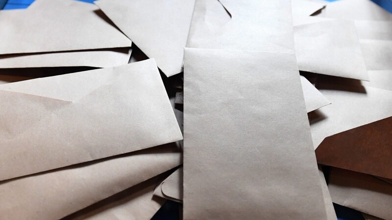 Anträge lieber per Brief statt per Mail senden, bittet das Jugendamt im Bezirk Neukölln.