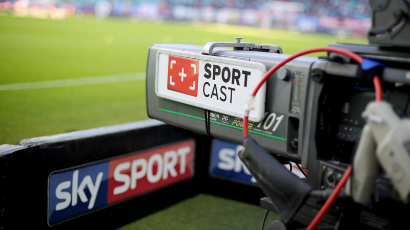 Die Konferenz ist live bei "Sky Sport News HD" zu sehen.