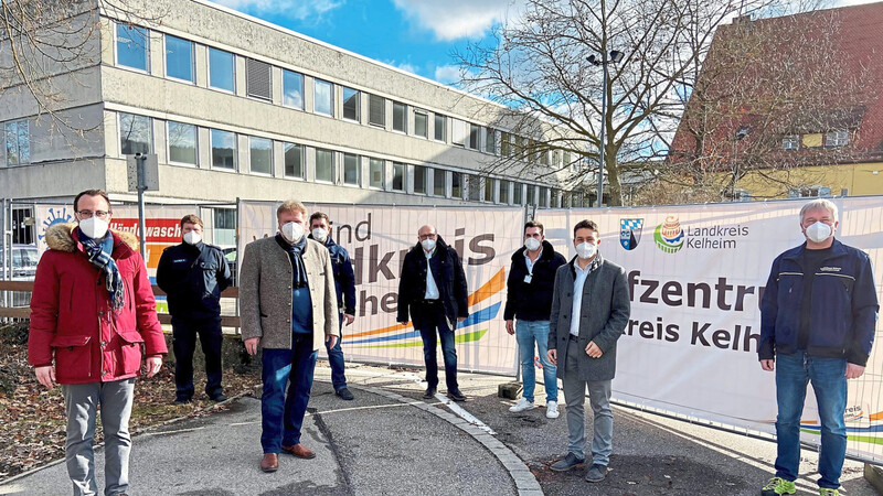 Fraktionsmitglieder der Kreis-CSU in Kelheim besuchten das Impfzentrum im alten Landratsamt.