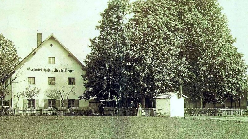 Das Piflaser Gasthaus mit Backofen um 1920.