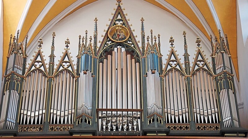 Auf der Orgel von St. Jodok erklingen zur Christmette weihnachtliche Chor- und Orgelwerke.