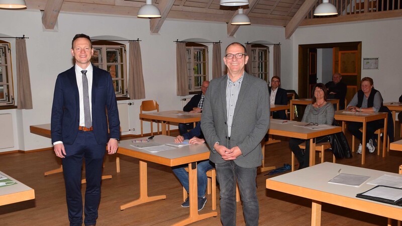 Dieter Neumaier (l.) ist der neue Vorsitzende und Alfons Beilhack (r.) sein Stellvertreter der Verwaltungsgemeinschaft (VG) Steinkirchen.