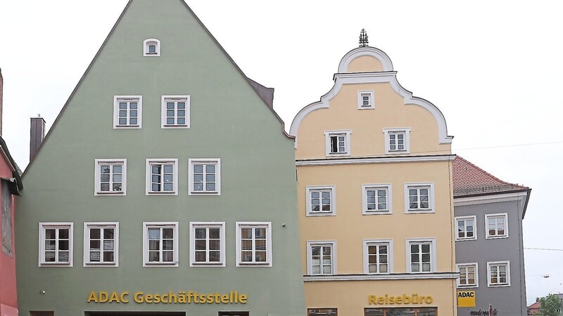 Die Fassaden wurden dem historischen Altstadtbild angeglichen, dahinter ist alles neu auf einem gehobenen Wohnstandard.