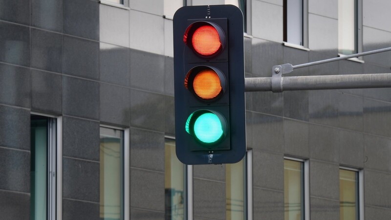 Die Zeichen stehen auf Rot-Grün-Gelb: eine Ampelkoalition scheint momentan die realistischste Option.