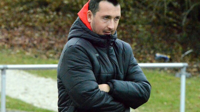 Nach zuletzt drei Niederlagen in Folge wirft Stefan Wagner als Cheftrainer beim 1. FC Bad Kötzting hin.