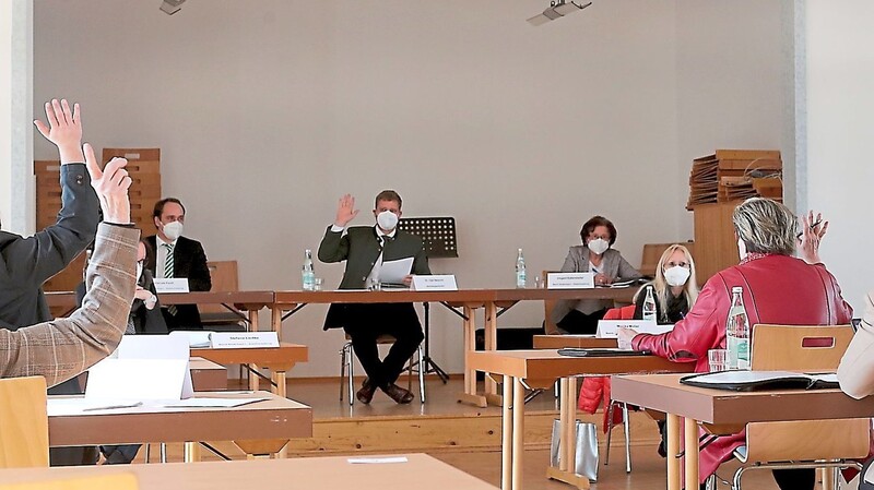 Der Sozialausschuss des Bezirkstages votierte bei zwei Gegenstimmen für die Errichtung eines Pflegestützpunkts in Landshut.
