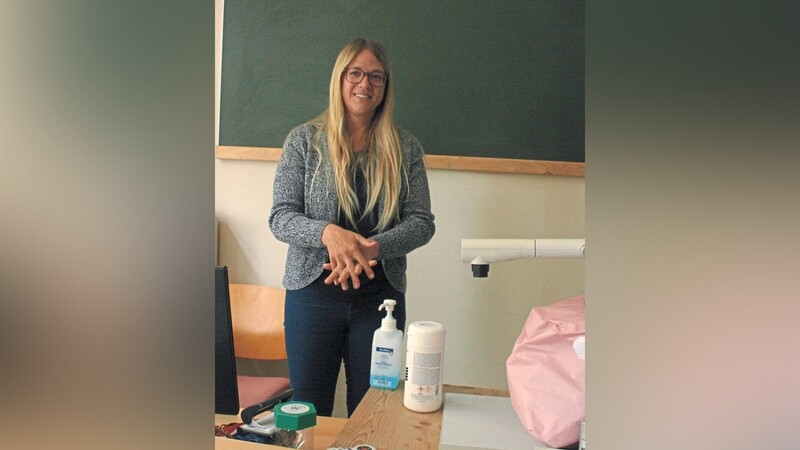 Die Schulfördervereinsvorsitzende Tina Fuchs schulte die Lehrkräfte zum Thema Corona-Virus.
