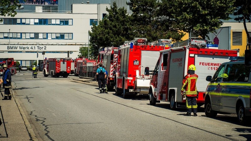 Im BMW-Werk in Ergolding ist am Freitagvormittag ein Brand ausgebrochen.