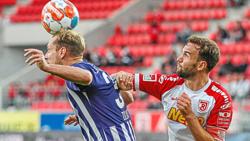 Ein intensives Duell auf Augenhöhe, wie zuletzt gegen Erzgebirge Aue erwartet   SSV-Trainer Mersad Selimbegovic auch am Samstag im Heimspiel gegen den Karlsruher SC.