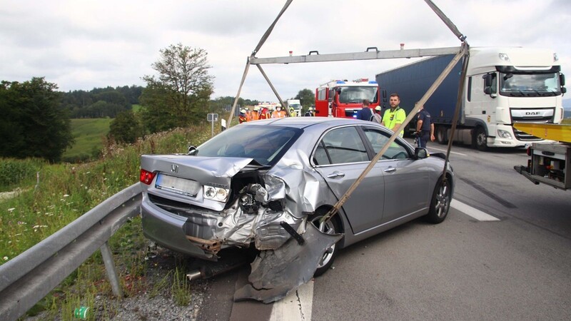 Auf der A3 bei Iggensbach hat sich am Donnerstagmorgen ein Unfall ereignet.