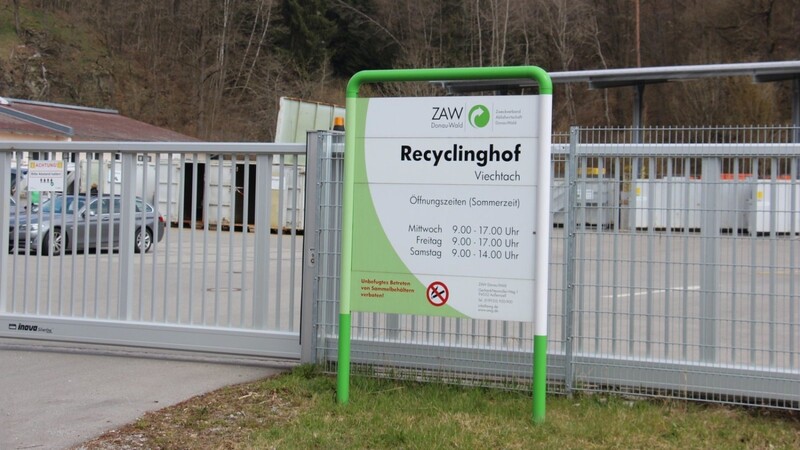 Ab 6. April gelten auf allen Recyclinghöfen des ZAW, wie hier in Viechtach, die Sommeröffnungszeiten.